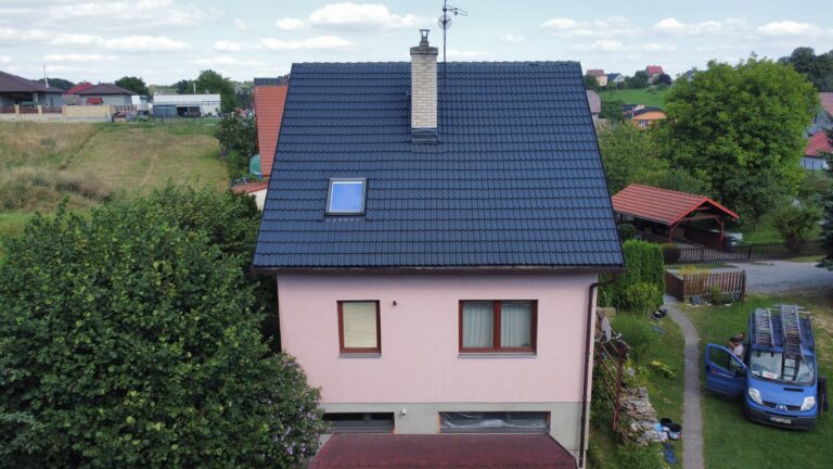 dachówka betonowa po malowaniu